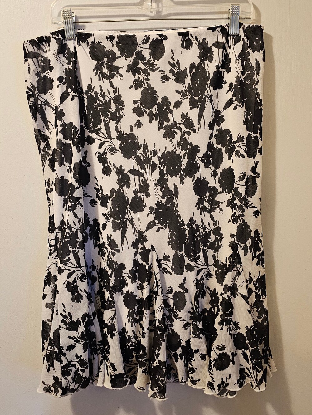 Covington White & Black Floral Print Midi Skirt Elastic Waist Women's Size Large